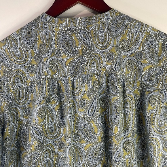 Lands'‎ End Paisley Blouse - Gray and Yellow - Picture 10 of 12